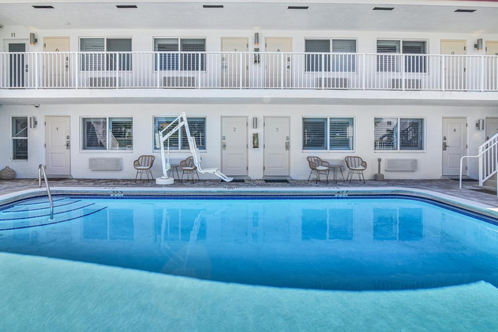 דירפילד ביץ' The Shores Hotel מראה חיצוני תמונה
